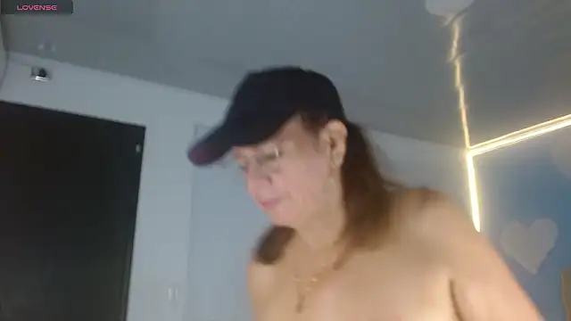 Snapshot of channelsmith_55 chatting on January 31, 2026, 7:12 pm channelsmith 55 online show from January 31, 2026, 7:12 pm
