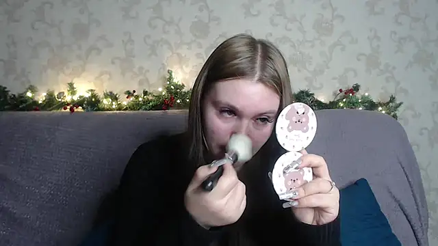 Musegirl online show from December 20, 2025, 1:30 am