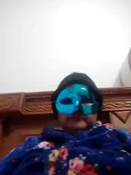 Honey-26 online show from December 20, 2025, 1:58 pm