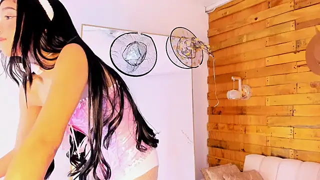 Snapshot of miss_brenda_ chatting on October 31, 2025, 12:46 pm miss brenda online show from October 31, 2025, 12:46 pm