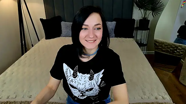 BaileeLynn online show from May 10, 2026, 12:42 pm