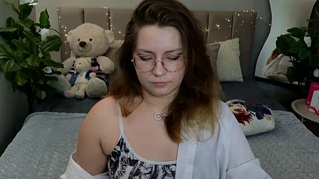 Snapshot of Briarx chatting on June 30, 2026, 5:24 pm Briarx online show from June 30, 2026, 5:24 pm