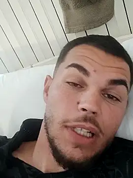 Alexszader36 online show from October 23, 2025, 3:32 pm