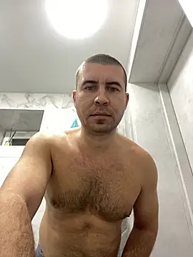 AronMode online show from December 1, 2025, 5:14 pm