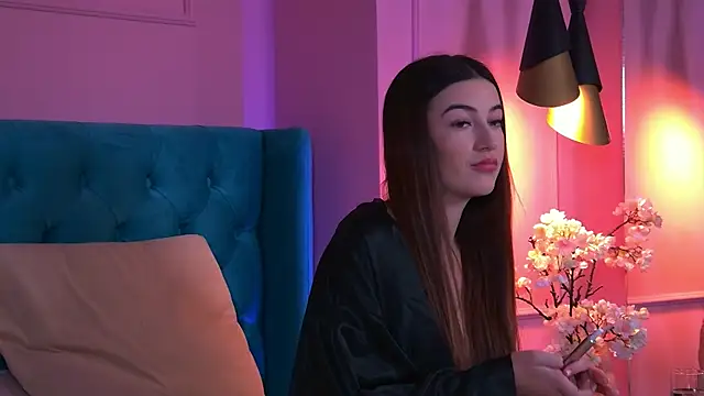 Snapshot of TaliaMorenne chatting on October 24, 2025, 4:50 pm TaliaMorenne online show from October 24, 2025, 4:50 pm