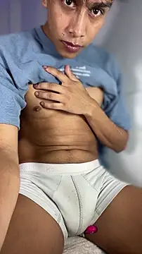 Jacovo2002 online show from November 21, 2025, 3:16 am