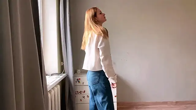 Snapshot of _petaI chatting on November 18, 2025, 6:06 am petaI online show from November 18, 2025, 6:06 am