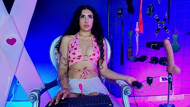 Snapshot of Bela_sophie_ chatting on November 25, 2025, 8:31 pm Bela sophie online show from November 25, 2025, 8:31 pm