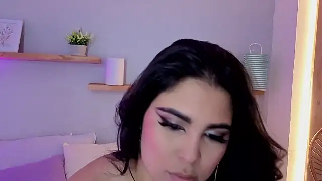 shainadavis online show from February 1, 2026, 3:16 am