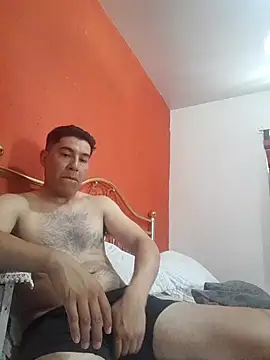 Snapshot of Ezeaxl chatting on November 30, 2025, 7:47 pm Ezeaxl online show from November 30, 2025, 7:47 pm