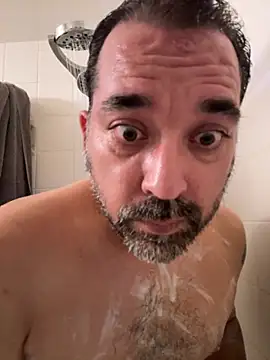 Snapshot of Fun_Time_Ron_2 chatting on October 12, 2025, 4:03 am Fun Time Ron 2 online show from October 12, 2025, 4:03 am