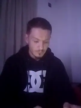 Snapshot of Graimito chatting on November 16, 2025, 5:50 pm Graimito online show from November 16, 2025, 5:50 pm