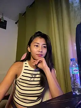 Snapshot of De_amore chatting on June 26, 2026, 2:17 am De amore online show from June 26, 2026, 2:17 am