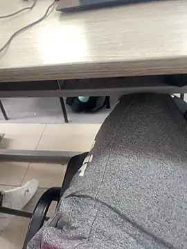 Flirtdick03 online show from November 4, 2025, 7:39 pm