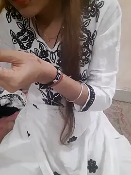 Snapshot of Khushi_rani chatting on February 1, 2026, 4:55 am Khushi rani online show from February 1, 2026, 4:55 am