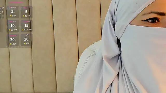  naylaa  online show from November 28, 2025, 3:28 am