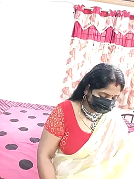 tamil-aunt online show from January 8, 2026, 8:20 am