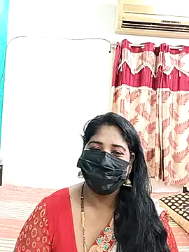 tamil-aunt online show from October 18, 2025, 2:57 am