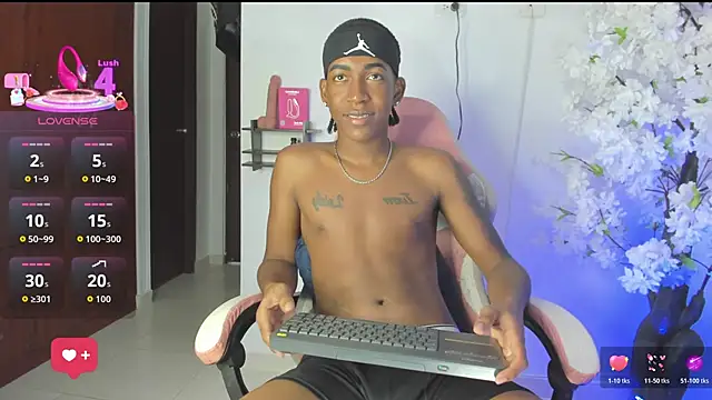 Snapshot of latin_kay1 chatting on March 23, 2026, 10:31 pm latin kay1 online show from March 23, 2026, 10:31 pm