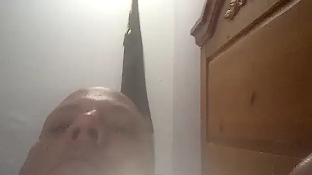 Snapshot of rixxoio chatting on December 5, 2025, 12:10 am rixxoio online show from December 5, 2025, 12:10 am