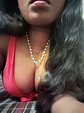 Lovely Payal online show from December 4, 2025, 2:05 pm