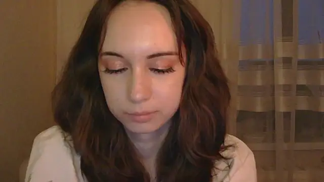 Snapshot of VeraLush chatting on November 22, 2025, 12:37 pm VeraLush online show from November 22, 2025, 12:37 pm