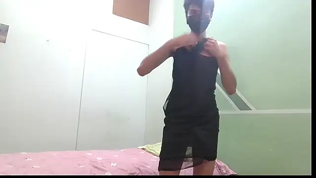 lil-twink19 online show from October 23, 2025, 10:47 am