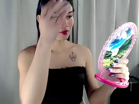 Snapshot of Sephine_2121 chatting on November 15, 2025, 12:36 am Sephine 2121 online show from November 15, 2025, 12:36 am