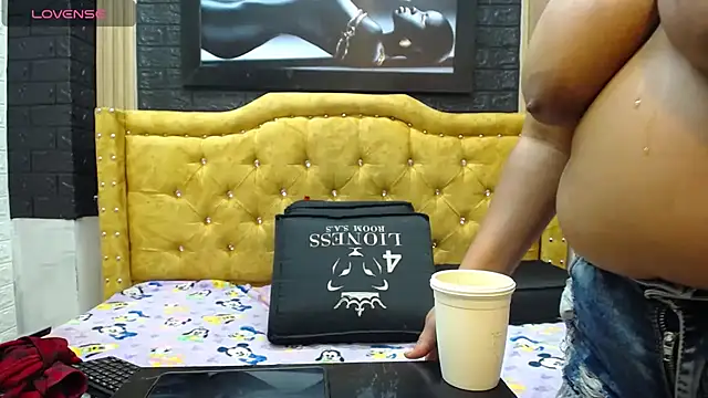 valeri wet online show from March 4, 2026, 1:19 pm