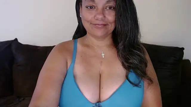 SexyThickStasia69 online show from November 13, 2025, 8:35 pm