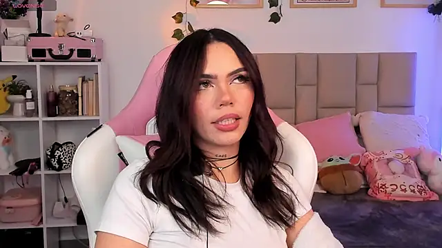 GabrielaBali online show from December 22, 2025, 2:22 am