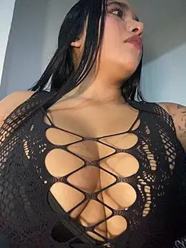 Snapshot of mis-violetha chatting on May 1, 2026, 3:00 am mis-violetha online show from May 1, 2026, 3:00 am