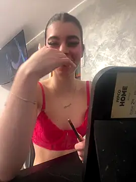 MissHerra2 online show from November 10, 2025, 6:57 pm