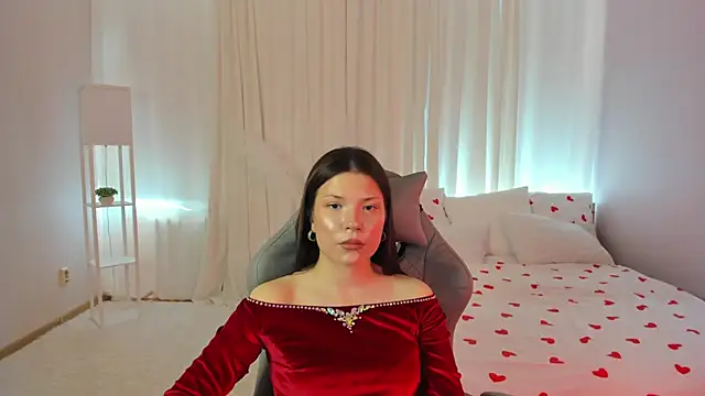 Snapshot of AdelDeRose chatting on October 20, 2025, 7:09 am AdelDeRose online show from October 20, 2025, 7:09 am