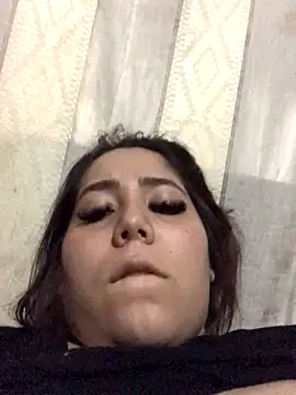 lulu20  online show from November 7, 2025, 4:55 pm