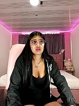 Briseida-White online show from October 12, 2025, 7:26 pm