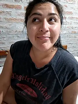 morenalatinaa online show from January 19, 2026, 3:54 am