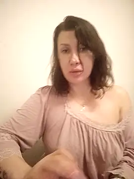 Snapshot of Ambika_beauty chatting on April 16, 2026, 12:11 am Ambika beauty online show from April 16, 2026, 12:11 am