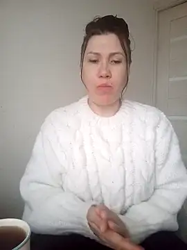 Snapshot of Ambika_beauty chatting on April 10, 2026, 2:24 pm Ambika beauty online show from April 10, 2026, 2:24 pm