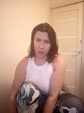 Snapshot of Ambika_beauty chatting on April 4, 2026, 4:24 pm Ambika beauty online show from April 4, 2026, 4:24 pm