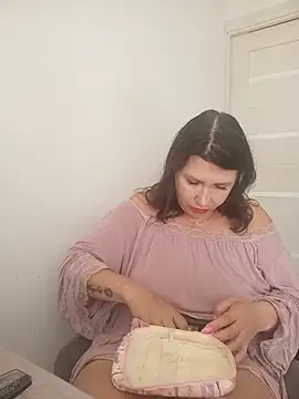 Snapshot of Ambika_beauty chatting on July 21, 2026, 8:26 am Ambika beauty online show from July 21, 2026, 8:26 am