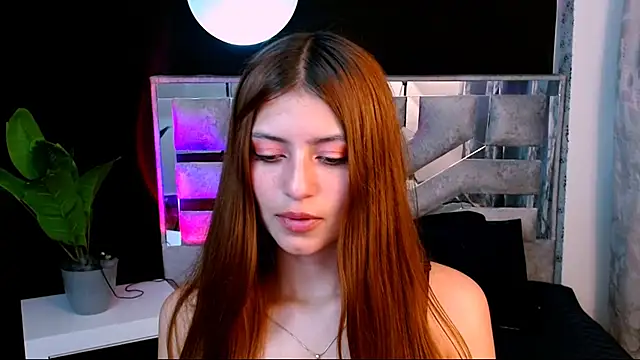 Snapshot of viky_evanss chatting on October 22, 2025, 7:24 pm viky evanss online show from October 22, 2025, 7:24 pm