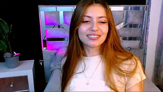 Snapshot of viky_evanss chatting on November 27, 2025, 6:19 pm viky evanss online show from November 27, 2025, 6:19 pm