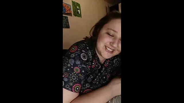 Snapshot of Terryfoks chatting on October 24, 2025, 1:21 pm Terryfoks online show from October 24, 2025, 1:21 pm