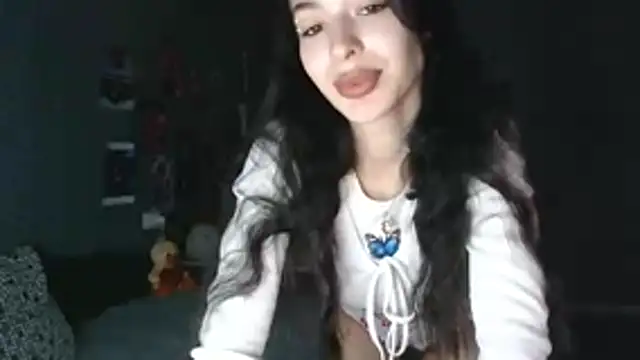 Snapshot of Daphne_Darkthorn chatting on October 21, 2025, 3:06 am Daphne Darkthorn online show from October 21, 2025, 3:06 am