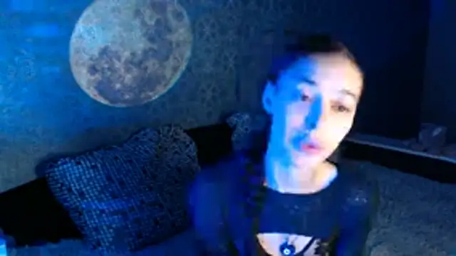 Snapshot of Daphne_Darkthorn chatting on November 13, 2025, 7:29 pm Daphne Darkthorn online show from November 13, 2025, 7:29 pm