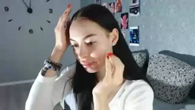 Snapshot of Daphne_Darkthorn chatting on October 27, 2025, 12:55 am Daphne Darkthorn online show from October 27, 2025, 12:55 am