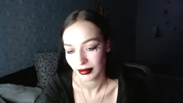 Snapshot of Daphne_Darkthorn chatting on November 3, 2025, 6:22 pm Daphne Darkthorn online show from November 3, 2025, 6:22 pm