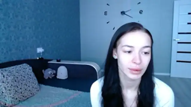 Snapshot of Daphne_Darkthorn chatting on November 20, 2025, 8:37 am Daphne Darkthorn online show from November 20, 2025, 8:37 am