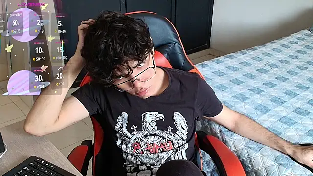 Snapshot of Im_Camii chatting on November 12, 2025, 6:23 pm Im Camii online show from November 12, 2025, 6:23 pm